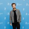 Robert Pattinson aparece de barba no Festival de Cinema de Berlim, em 9 de fevereiro de 2015