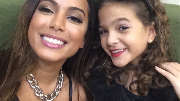 Anitta recebe Mel Maia em baile infantil de Carnaval, no Rio: 'Bom te encontrar'