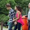 Justin Bieber e Selena Gomez foram flagrados no heliporto da Lagoa, na Zona Sul do Rio de Janeiro, durante série de shows do cantor no país, em outubro de 2011