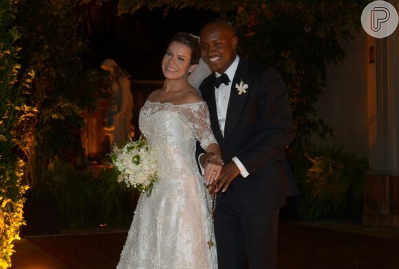 Fernanda Souza e Thiaguinho se casaram em São Paulo na noite desta terça-feira (24 de fevereiro de 2015)