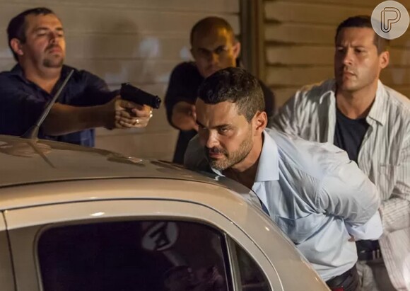 No capítulo de segunda-feira (2 de março de 2015), Maurílio (Carmo Dalla Vecchia) foi preso após tentar matar José Alfredo (Alexandre Nero) em emboscada armada pelo Comendador
