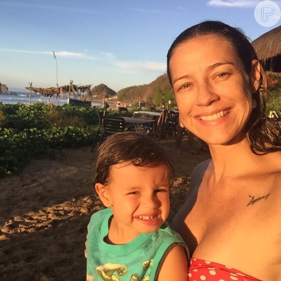 Luana Piovani publicou em seu Instagram nesta quarta-feira, 4 de março de 2015, fotos das férias da família no arquipélago