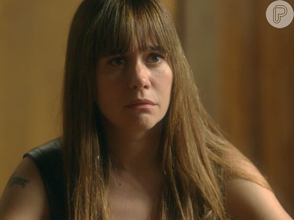 Susana (Alessandra Negrini) recebe sua sentença ao fim do julgamento pela troca de bebês, no último capítulo de 'Boogie Oogie'