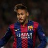 Neymar e o pai são acusados de criar empresas de fachada em acordo com Barcelona