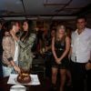 Rafael comemora aniversário da namorada, Talita, com festa em boate, na na Zona Sul do Ro de Janeiro