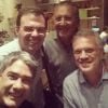 Tino Matos, Galvão Bueno, William Bonner e Pedro Bial juntos em registro feito pelo jornalista em seu Instagram