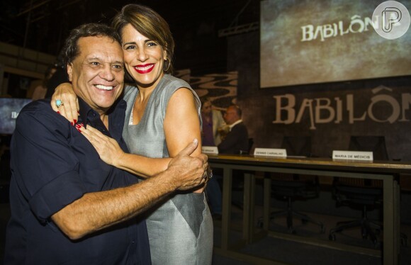 Dennis Carvalho, diretor de 'Babilônia, destacou a criatividade de Gloria Pires: 'Ela nunca faz igual'