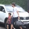 Kaká levou o filho Luca para futebol beneficente de Neymar, o 'Fome Só de Bola', com o propósito arrecadar alimentos