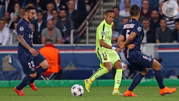 Com um gol de Neymar, Barcelona vence o Paris Saint-Germain com placar de 3 a 1