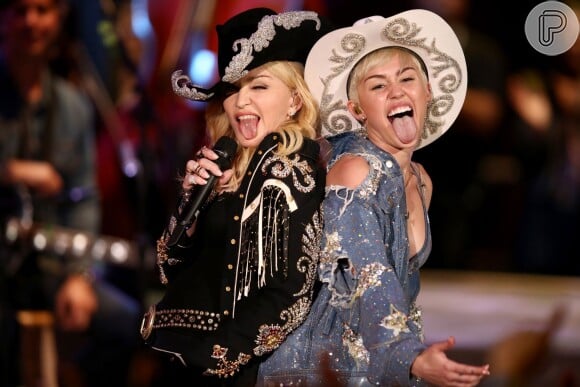 Madonna canta no especial de MTV de Miley Cyrus, exibido em janeiro de 2014, e causou um frisson na internet ao fazer um dueto de 'We Can't Stop'