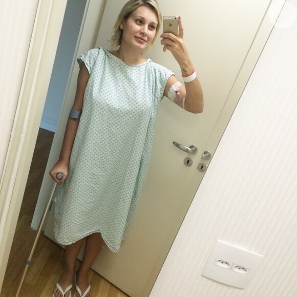 Andressa Urach ficou internada 12 dias em março de 2015 por conta de uma inflamação na nádega esquerda
