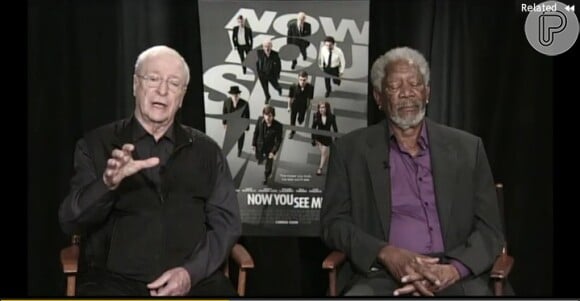 Michael Caine conversa com os apresentadores enquanto Morgan Freeman dorme