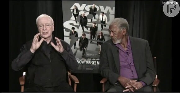 Michael Caine e Morgan Freeman participam de programa ao vivo para divulgar o filme 'Truque de Mestre'
