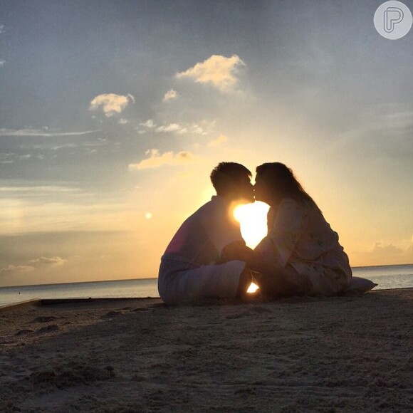 Preta Gil e Rodrigo Godoy estão curtindo momentos de puro romantismo nas Ilhas Maldivas