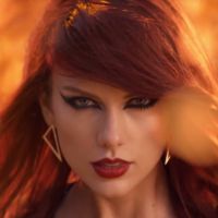 Taylor Swift usa R$ 40 mil em roupas emprestadas de sex shop para 'Bad Blood'
