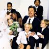 Brad Pitt e Angelina Jolie têm seis filhos juntos: Shiloh, de 9 anos, Vivienne de 6; Pax, de 11; Maddox, de 13; Knox de 6 e Zahara, de 10. O casal pretende adotar mais uma menininha, da Síria