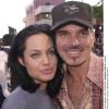 Angelina Jolie já foi casada com Billy Bob Thornton 15 anos atrás, quando tinha 25 anos