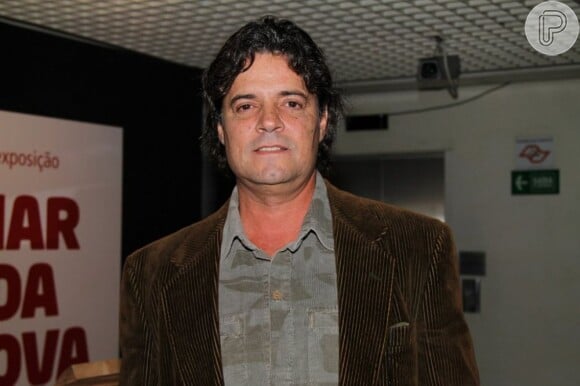 Felipe Camargo, no ar em 'Sangue Bom,' compatrece em premiação de cinema, em São Paulo