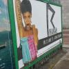 Rihanna teve diversos outdoors cobertos pelas ruas de Dublin, na Irlanda