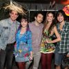 Atores da novela 'Verdades Secretas' se reuniram em festa julina em bar de Curicica, bairro da Zona Oeste do Rio de Janeiro, nesta quinta-feira, 9 de julho de 2015