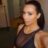 Kim Kardashian em pose de selfie virou estátua no museu de cera Madame Tussauds, em Londres, e foi apresentada aos visitantes nesta quinta-feira, 9 de julho de 2015