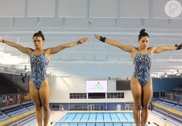 Ingrid de Oliveira e Giovanna Pedroso durante os treinos para o salto sincronizado