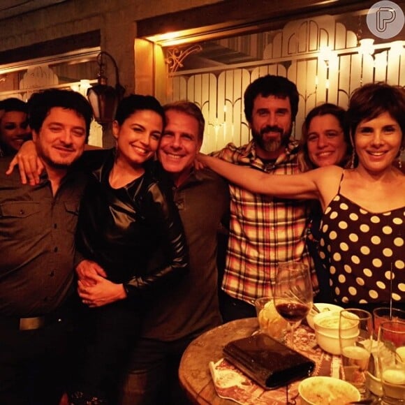 Guilherme Piva, Emanuelle Araújo, Eriberto Leão e Helena Fernandes também participaram do jantar que reuniu parte do elenco da novela 'Malhação'