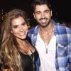 Adriana e Rodrigão, ex-participantes do Big Brother Brasil 11, anunciaram nesta quarta-feira, 15 de julho de 2015, que serão papais