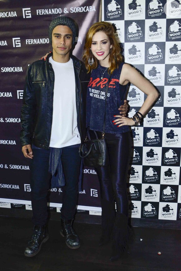 Sophia Abrahão e Sergio Malheiros também marcaram presença no evento e curtiram o show de Fernando e Sorocaba nesta quarta-feira, 22 de julho de 2015, coladinhos