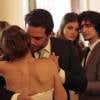 Carolina (Drica Moraes) e Alex (Rodrigo Lombardi) se casam e Angel (Camila Queiroz) não segura as lágrimas