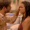 Novela 'I Love Paraisópolis': Benjamin (Maurício Destri) pede Mari (Bruna Marquezine) em casamento e ela aceita
