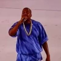 Kanye West joga microfone para o alto e abandona show de encerramento do Pan