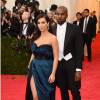 Kanye West e Kim Kardashian estão casados há pouco mais de um ano
