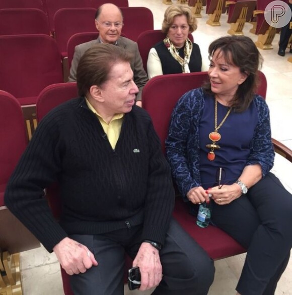 Silvio Santos e a mulher, Iris Abravanel, visitaram o Templo de Salomão, onde se encontraram com Edir Macedo e a mulher, Ester Bezerra