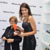 Isabeli Fontana bebe champanhe com sua avó Maria Izabel