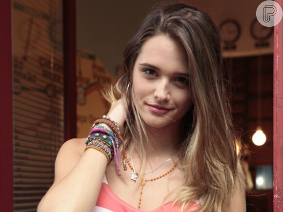 Assim como a personagem Fatinha, de 'Malhação', Juliana Paiva terá lado cômico como a aspirante a modelo Cassandra na novela 'Totalmente Demais