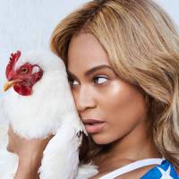 Beyoncé exibe curvas em ensaio curioso: 'Não conquistei nada sem medo'