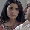 Toia (Vanessa Giácomo) está morando com Romero (Alexandre Nero) desde a morte de Djanira (Cassia Kis), na novela 'A Regra do Jogo'