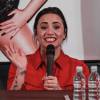O recado de Demi com o novo trabalho é: 'Eu quero empoderar mulheres e homens com esse álbum'