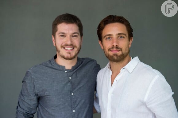 Felipe (Rafael Cardoso) e Afonso (Caio Paduan) são irmãos, na segunda fase da novela 'Além do Tempo'
