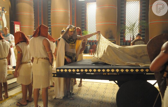 Animais dos egípcios morreram na quinta praga, inclusive o cavalo favorito do rei