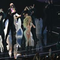 'VMA 2013': Lady Gaga sensualiza de fio-dental e Justin Timbelake é homenageado
