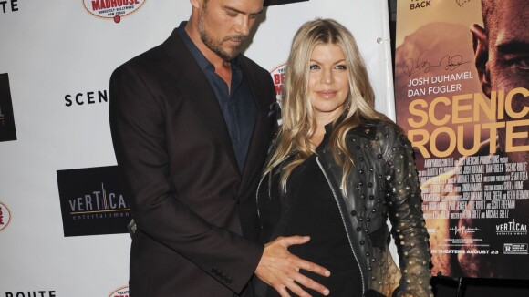 Fergie dá entrada na maternidade para dar à luz seu primeiro filho