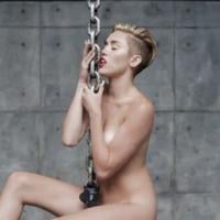 Pai de Miley Cyrus não reprova nudez de filha em clipe: 'Talento puro'