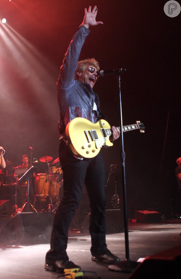 Jon Bon Jovi é o fundador da banda que é ganhadora de um Grammy, além de diversos outros prêmios pelo mundo