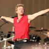 Bon Jovi é uma das bandas de rock mais duradouras e bem-sucedidas, com mais de 135 milhões de discos vendidos e show por mais de 50 países. O grupo fez uma apresentação históricas ao Brasil, como no Hollywood Rock, em 1990