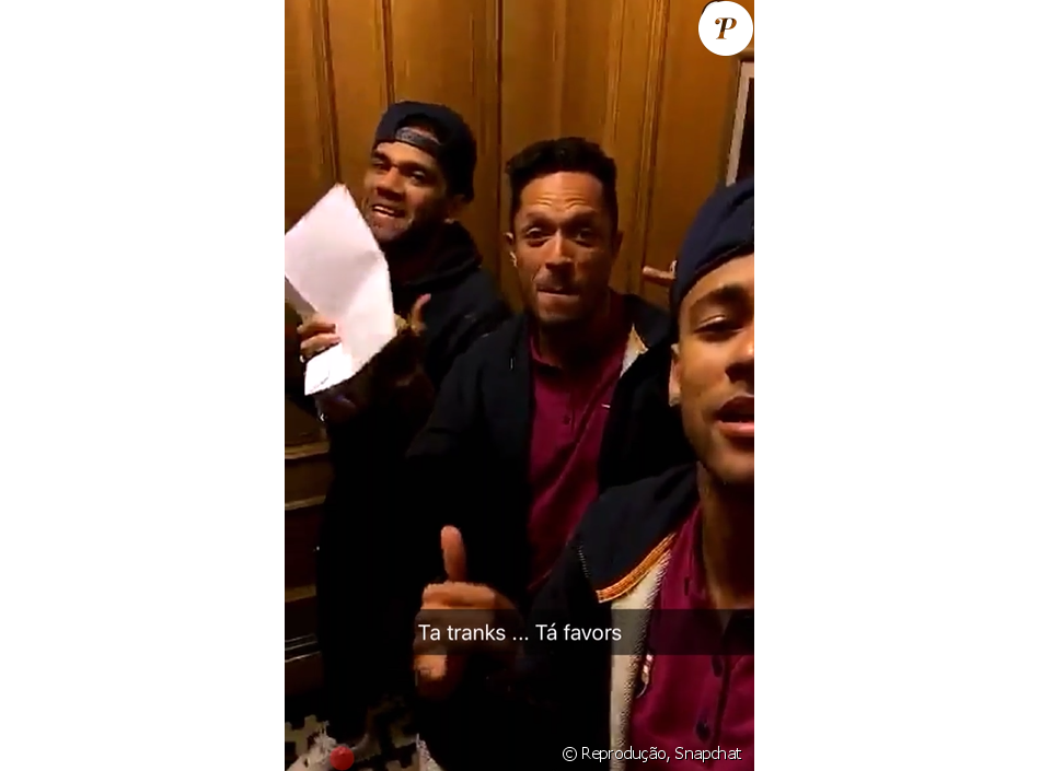 Além de Neymar e Daniel Alves, o brasileiro Adriano também ...