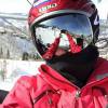 Ivete Sangalo faz selfie durante passeio em estação de ski em Aspen