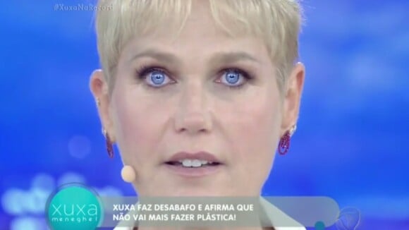 Xuxa aponta rugas, boca sem botox e descarta plástica: 'Estou velha, sim!'