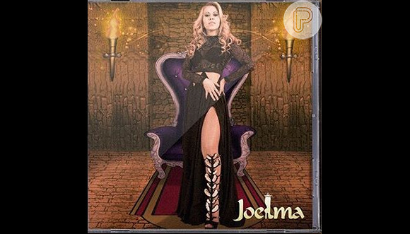 Joelma aparece com figurino ousado na capa de seu primeiro CD solo, divulgada pela artista nesta terça-feira, dia 23 de fevereiro de 2016
